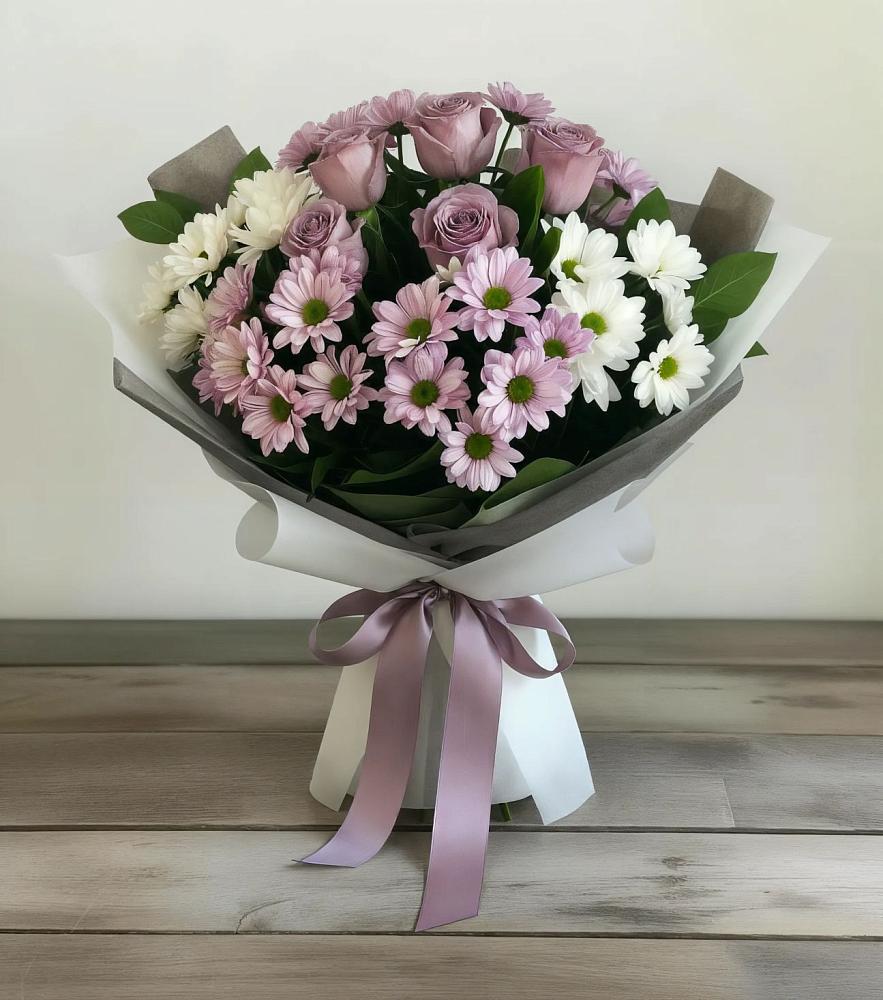 Букет цветов из: Хризантемы и Розы в Кузьмино
