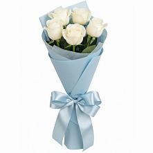 Букет 5 Белых роз Проуд в Кузьмино