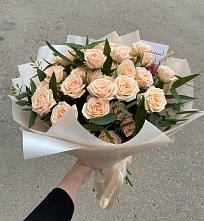Букет Кремовые розы Латте в Кузьмино