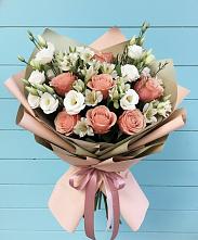 Букет цветов из:  Розы, Альстромерии и Лизиантусы в Кузьмино