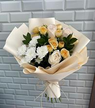 Букет цветов из:  Розы и Хризантемы в Кузьмино