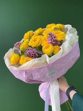 Букет Кустовые желтые розы в Кузьмино