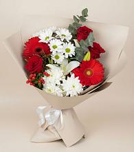 Букет цветов из:  Розы, Хризантемы, Герберы и Лилии в Кузьмино