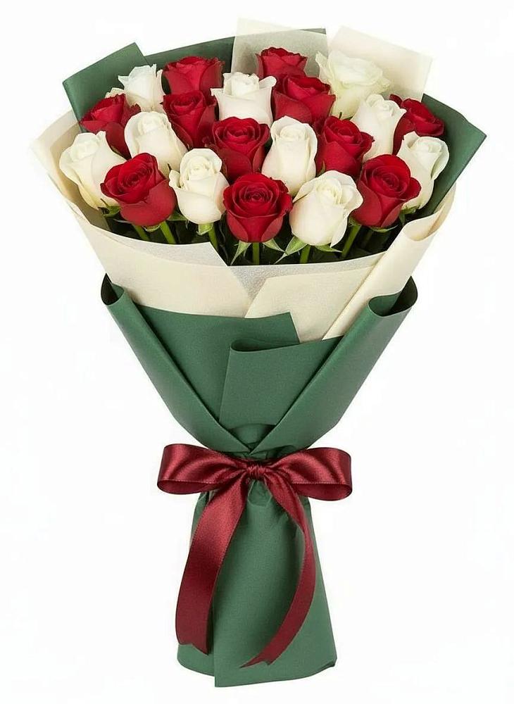 Букет Микс из красных и белых роз в Кузьмино