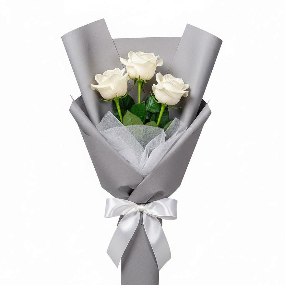 Букет 3 белые розы в Кузьмино