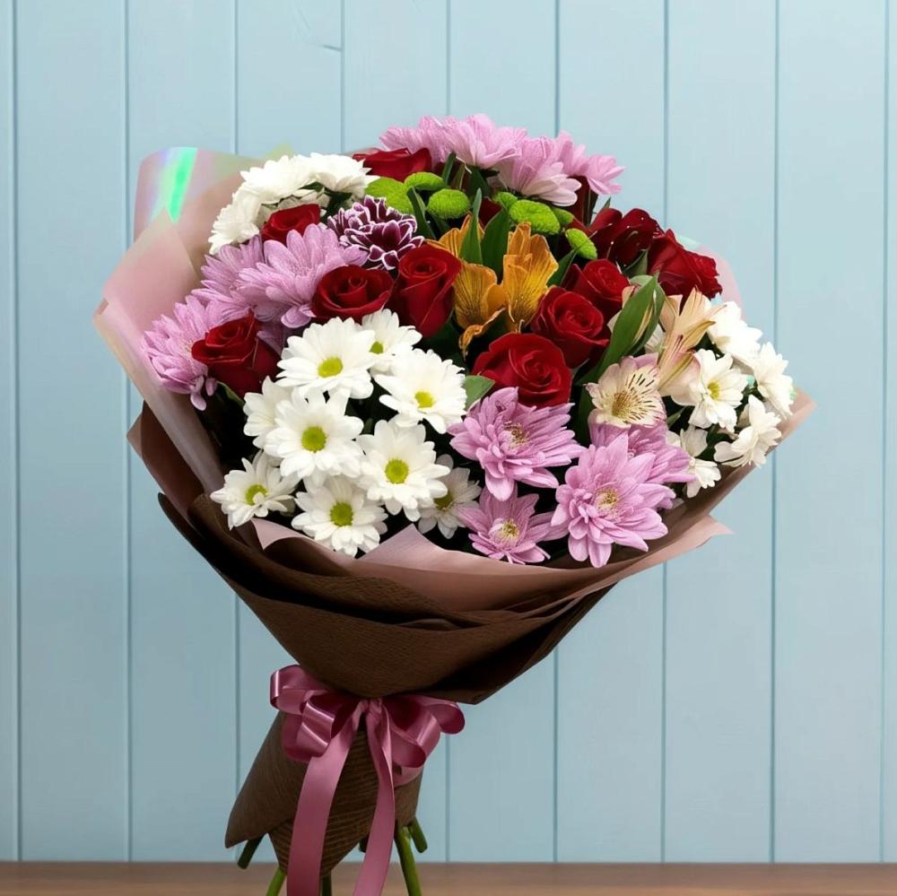 Букет цветов из: Розы, Хризантемы и Альстромерии в Кузьмино