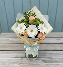 Букет цветов из:  Герберы, Розы и Хризантемы в Кузьмино